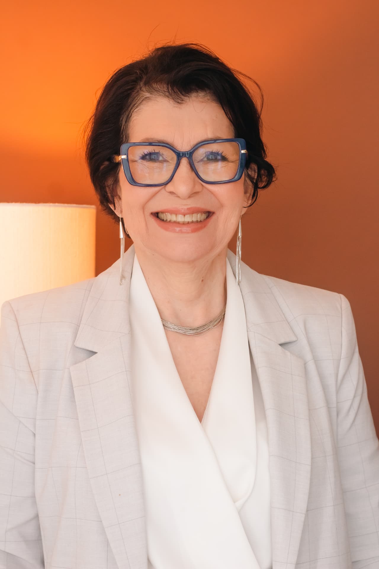 Marizete Neves, Doutora em Aromaterapia, em retrato profissional